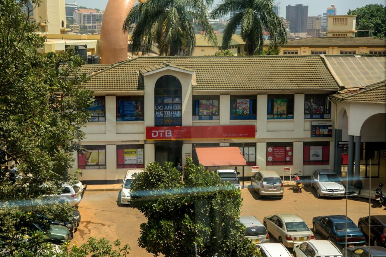 Gns Hotel Kampala Eksteriør billede